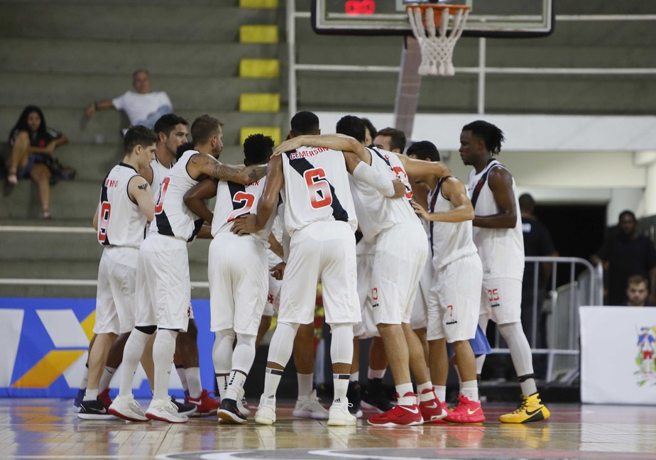 Vasco anuncia o retorno da equipe de basquete e volta ao NBB - Lance!