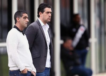 Luiz Mello e Paulo Bracks adotam silêncio em meio à crise no Vasco