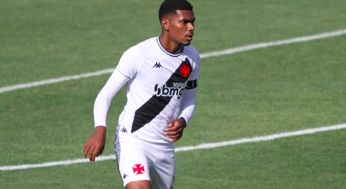 Medo de perder zagueiro de graça obriga o Vasco fazer nova proposta por Eric Pimentel