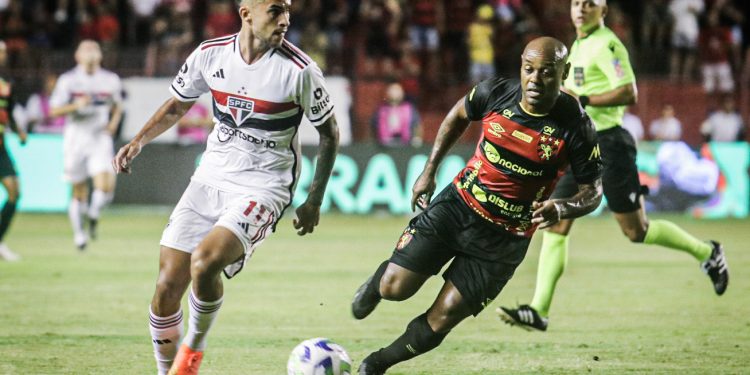 Próximo adversário do Vasco, São Paulo vence o Sport pela Copa do Brasil