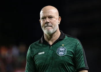 Rival: Escalação do Coritiba contra o Vasco