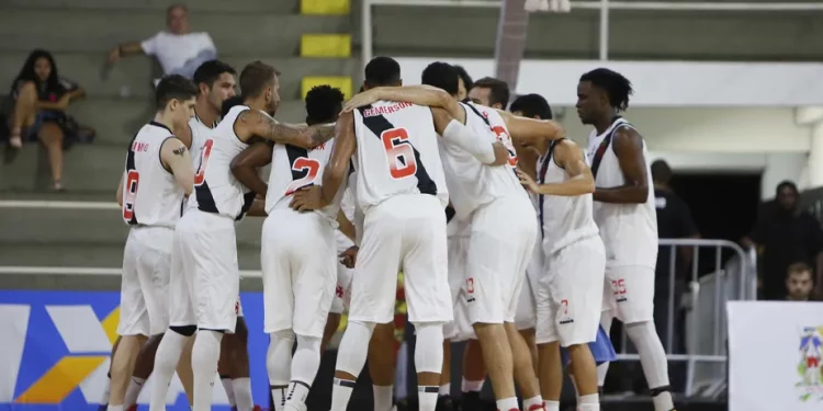 Vasco estaria com técnico engatilhado no basquete