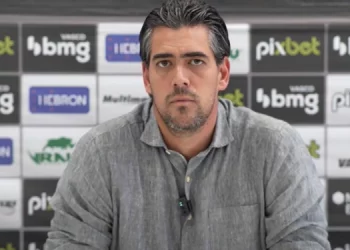 Vasco retorna interesse em desejo antigo e pode fazer proposta em breve