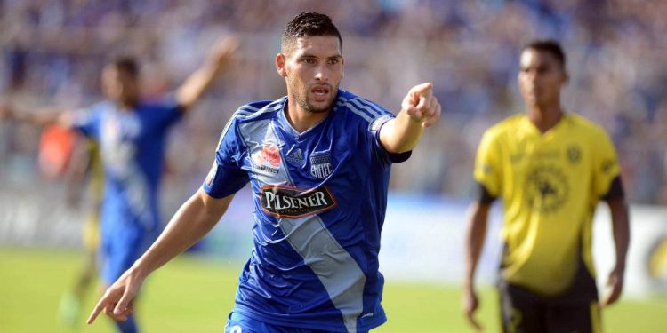 Empresário confirma sondagem do Vasco por meia algoz de Cristiano Ronaldo