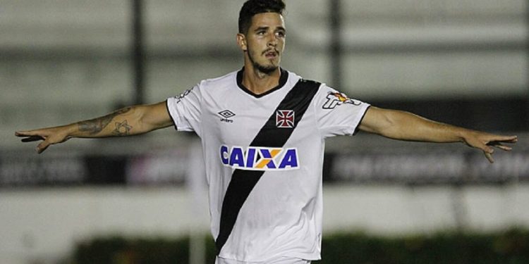 Zagueiro Kadu Fernandes, cria do Vasco, morre em acidente de carro no Rio