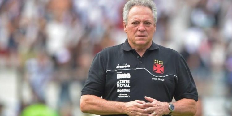 Inter não descarta tentar contratar Abel Braga