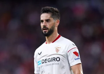 Isco, Papu Gómez, Coutinho… Confira os meias que o Vasco tentou contratar