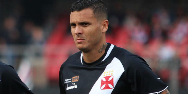 Vasco é condenado e vai precisar pagar dívida milionária com Ramon