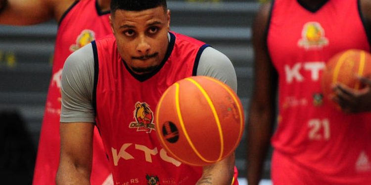 Basquete: Vasco contrata ala Humberto