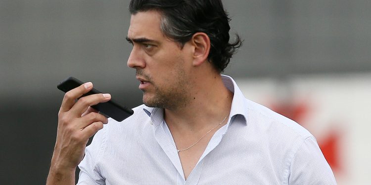 URGENTE! Vasco quer meia do Athletico-PR