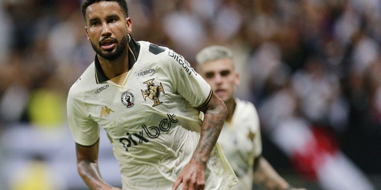 Jair vira dúvida para enfrentar o Botafogo