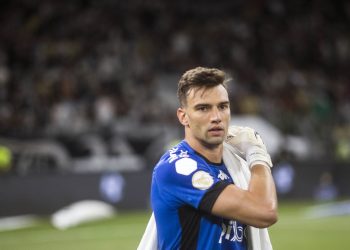 Confira como o Vasco conseguiu contratar Léo Jardim, destaque da temporada vascaína