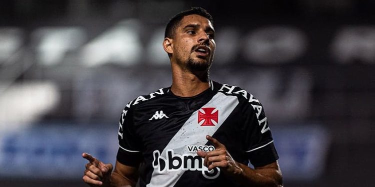 Ex-Vasco cobra quase 300 mil ao Clube