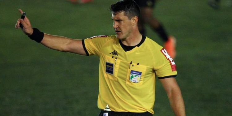 Confira quem vai apitar Vasco x Cuiabá