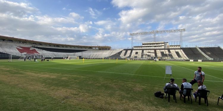 Vasco x Cruzeiro: como assistir, escalações e todas informações sobre o jogo