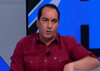 Edmundo não se segura e manda recadinho para Josh Wander