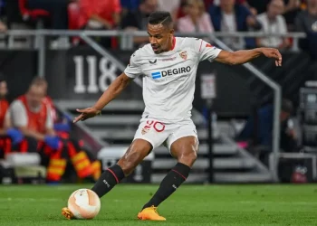 Fernando e Vasco se reúnem em busca de acordo