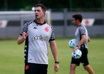 Vasco x Goiás: Confira desfalques e pendurados