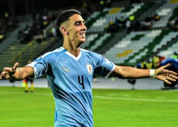 Marcelo Bielsa elogia Puma Rodríguez, do Vasco