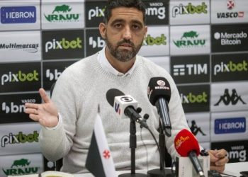 Clubes com as maiores rendas brutas arrecadadas no ano