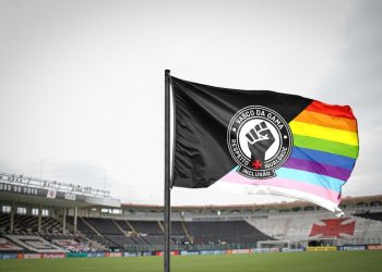 Vasco faz nova campanha contra homofobia no futebol em mês de Orgulho LGBTQIAP+