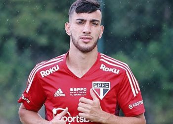 Vasco procurou atacante polêmico ex-São Paulo