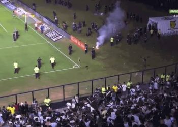 URGENTE! Em crise, Vasco perde São Januário por 30 dias após confusão