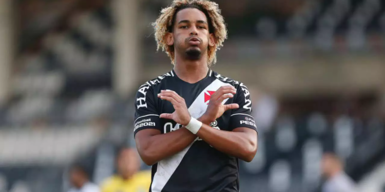 Vasco renova empréstimo de MT ao Santa Clara