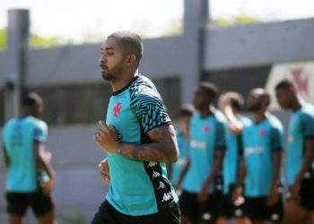 Saiba o motivo da ausência de Paulo Henrique dos treinos do Vasco