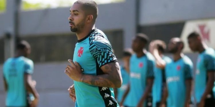 Saiba o motivo da ausência de Paulo Henrique dos treinos do Vasco