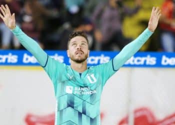 Com passagem pela LDU, Tomás Molina foi oferecido ao Vasco