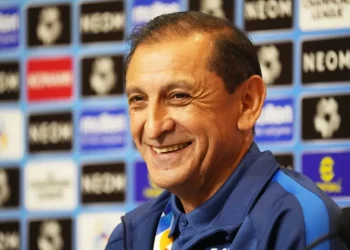 URGENTE! Vasco contrata técnico multicampeão pelo River Plate