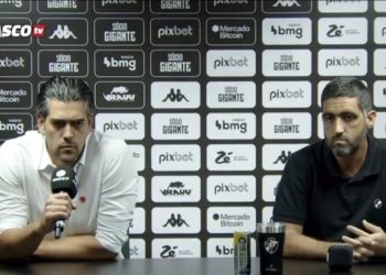 Torcida do Vasco faz Abaixo-assinado pedindo demissões de Paulo Bracks e Luiz Mello