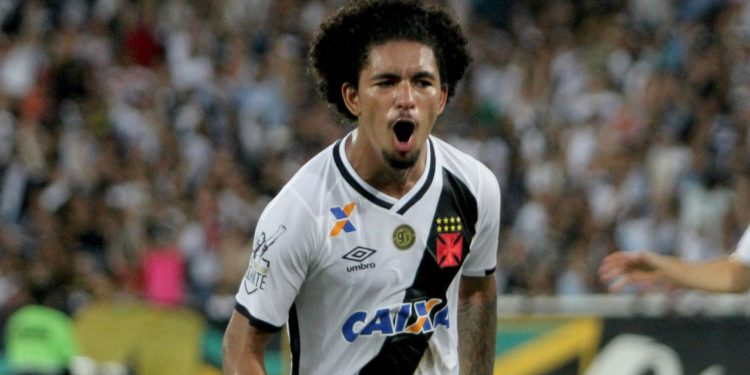 Cria do Vasco, Douglas Luiz pode trocar de clube na Inglaterra; confira possível destino