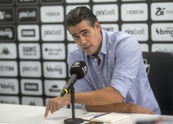 URGENTE! Bracks vai se reunir com Diego Costa em Madri para convencer atacante a jogar no Vasco