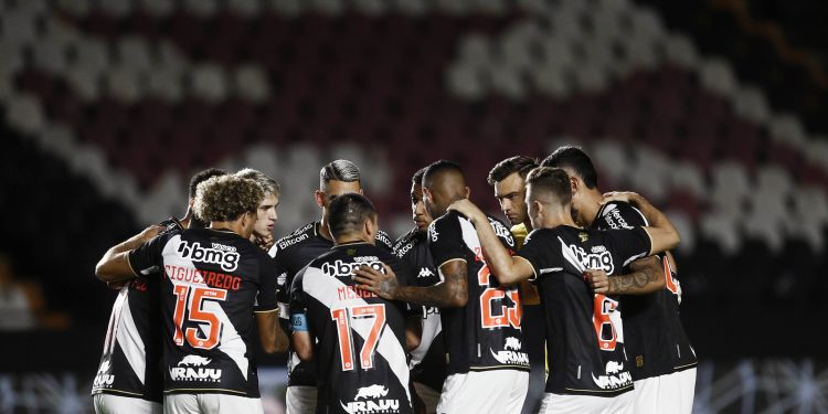 Vasco supera 78% de risco de rebaixamento