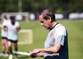 Corinthians ganha reforço de última hora para enfrentar o Vasco