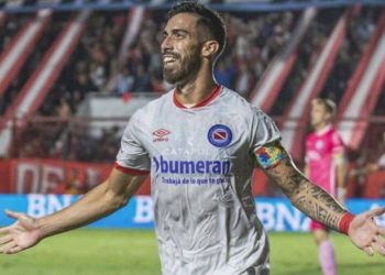 Vasco faz proposta por mais um atacante do Campeonato Argentino