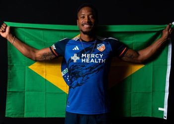 Lances de Sergio Santos, cogitado no Vasco