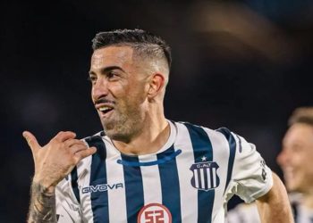 Como está a negociação do Vasco por artilheiro? Confira