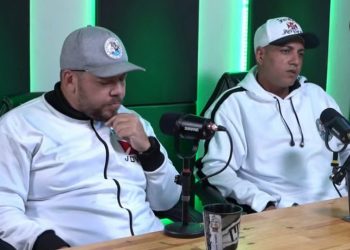 Vasco: Força Jovem se coloca à disposição para pintar arquibancada de São Januário, mas clube recusa