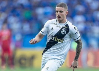Vasco fez proposta por volante Léo Naldi