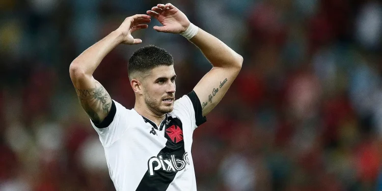 Vasco arrecada em vendas praticamente o mesmo valor que investiu em reforços; veja