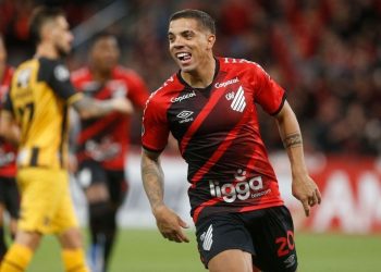 Alvo do Vasco no início do ano, David Terans é vendido para o futebol mexicano