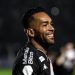 Entre sombras e visibilidades, Alex Teixeira completa um ano da volta ao Vasco