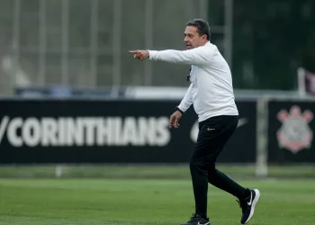 Corinthians tem grande desfalque contra o Vasco