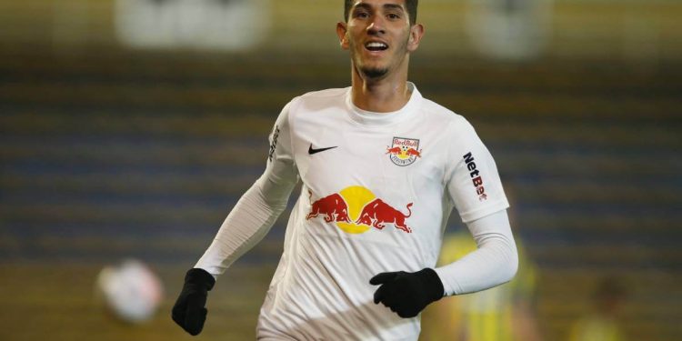 Praxedes é o novo jogador do Vasco, diz jornalista