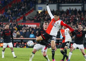 Imprensa holandesa diz que Vasco ainda quer Ezequiel Bullaude