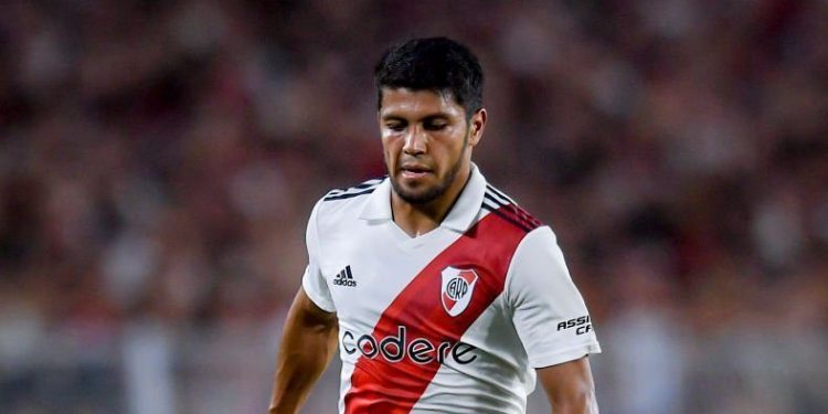 URGENTE! Vasco contrata jogador do River Plate e anima torcida