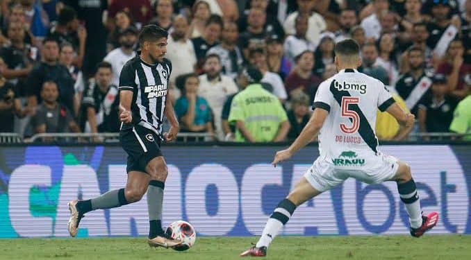 Botafogo tem dor de cabeça e terá dois desfalques contra o Vasco